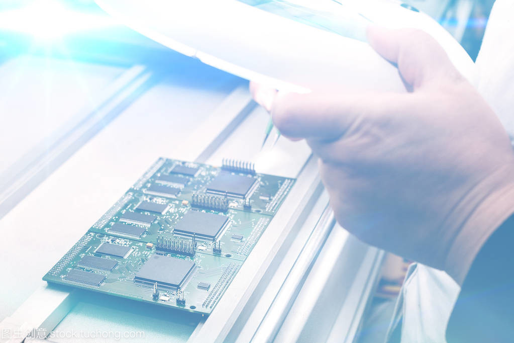 工廠計算機實驗室 專業檢查與創新開發的融合