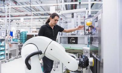 自動化專業與計算機專業 技術開發領域的雙軌抉擇